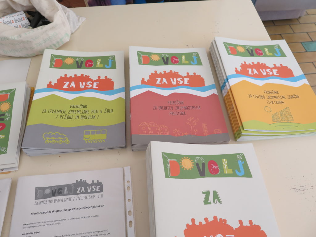 Izbrani projekti za mentoriranje za skupnostno upravljanje z življenjskimi viri