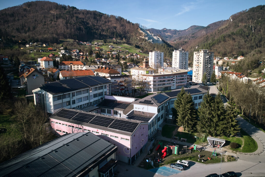 Sončna šola Hrastnik, OSnovna šola narodnega heroja Rajka Hrastnik